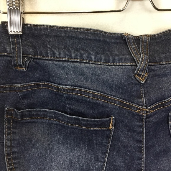 Democracy "Ab" Technology Jean Shorts - Picture 8 of 16